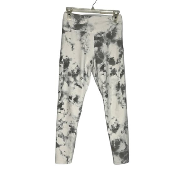 SOUL Pants - SOUL Size Medium High Rise White Marble Cropped Leggings